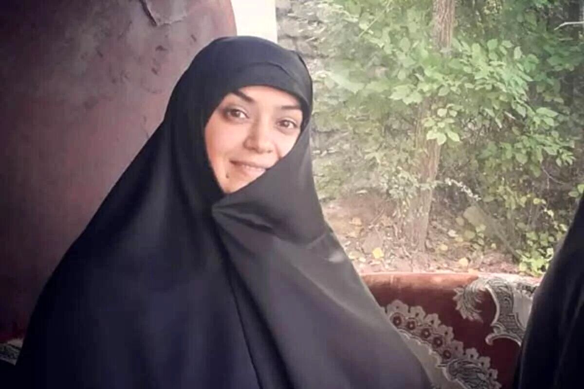 الهام چرخنده بالاخره از علت مهاجرتش پرده برداشت