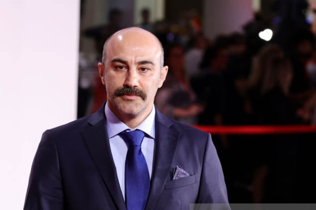 محسن تنابنده 