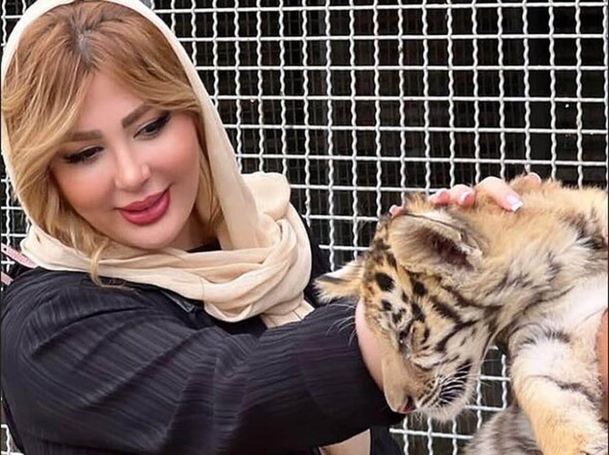 تفریحات نیوشا ضیغمی و دخترش