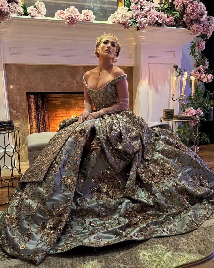 تصاویر جشن تولد سلطنتی جنیفر لوپز به سبک بریجرتون