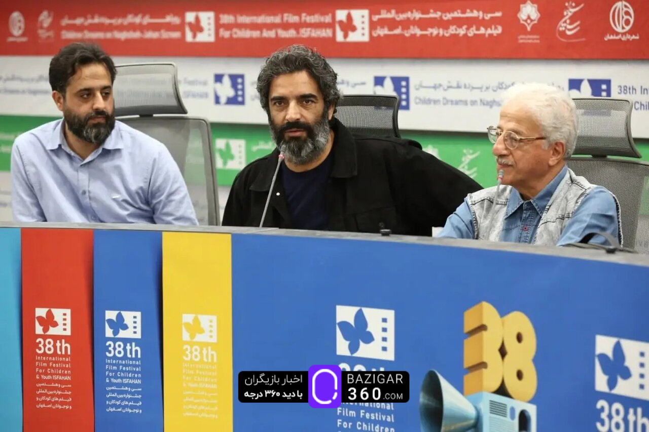منوچهر هادی
